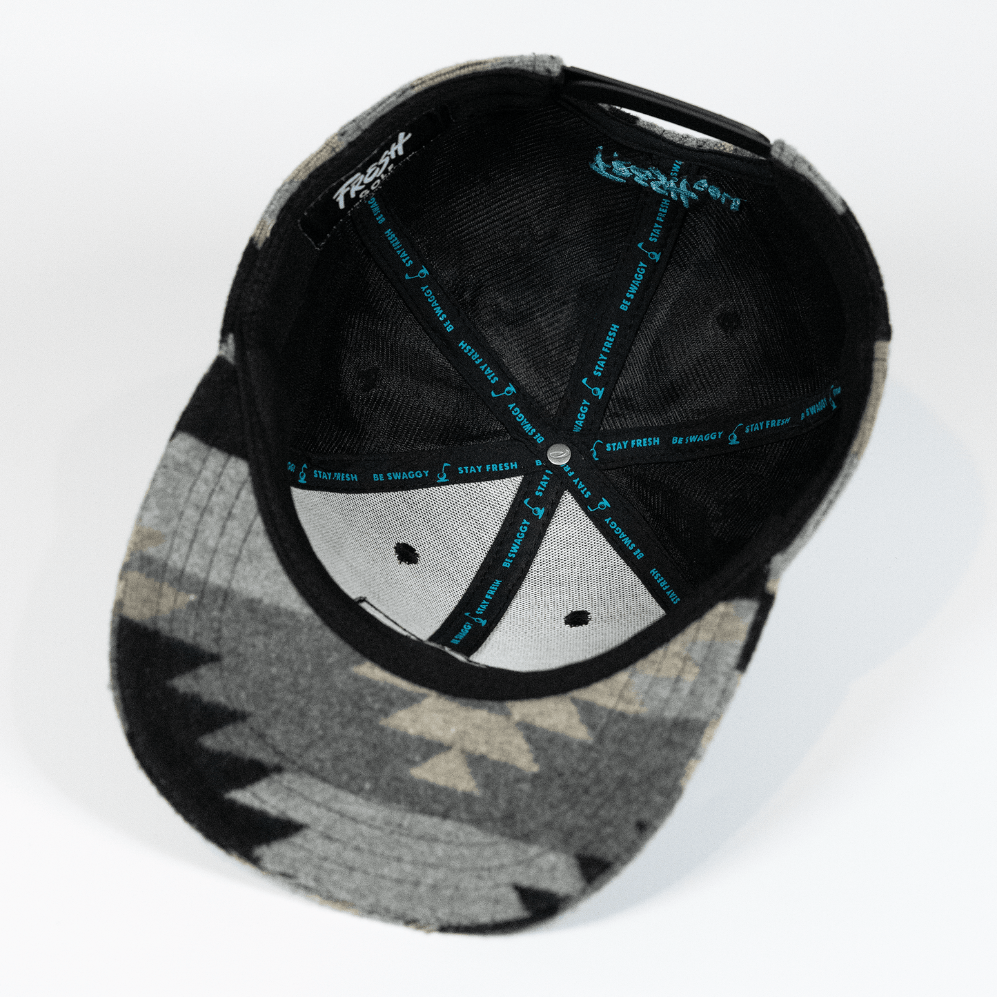 Aztec Flannel Snapback - Fresh GolfOne size